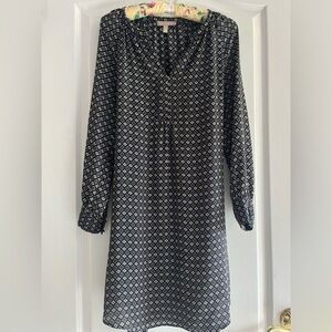 Tie Long Sleeve Banana Republic Dress with Blue and Gold Patrern
